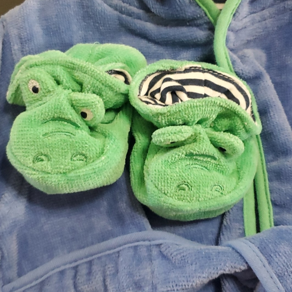 carters Alligator Robe & Bootie Set - Picture 4 of 6